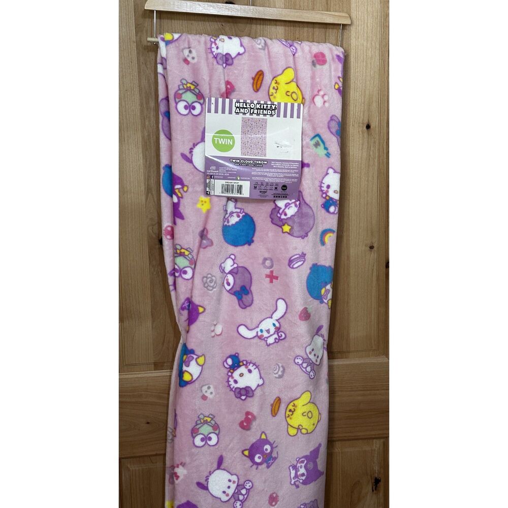 Hello Kitty and Friends by Sanrio Dreamy Drop Twin Cloud Throw 60x90 Inches NWT